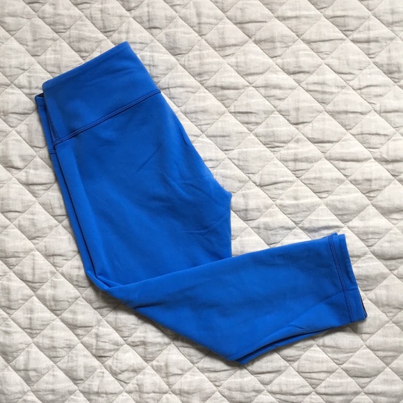 lululemon athletica Pants - Lululemon Reversible Wunder Under Crop